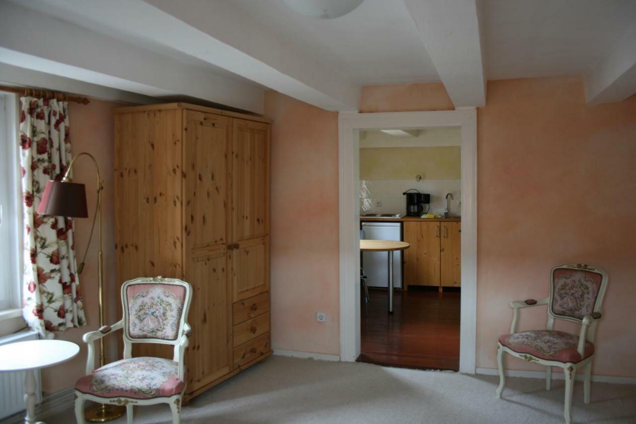 Apartments Cafe Brennnessel Veltheim Eksteriør bilde